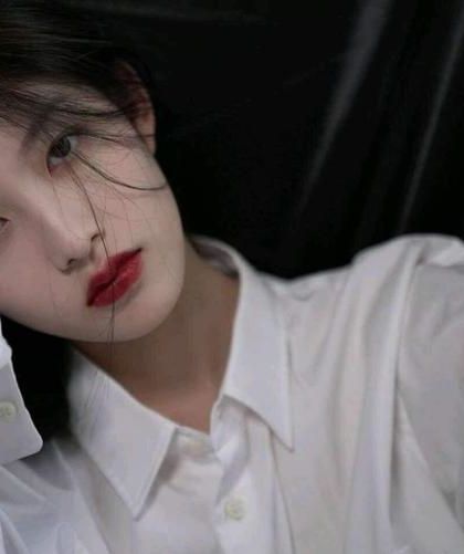 《搞错性别的我成了虫族战神》作者：白絮沉