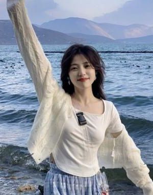 《在色情全息游戏中直播被C（高H）》by榴莲黄（完结np）