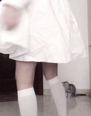 月亮坠落一万次（1V1高干伪父女）